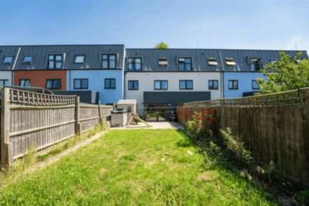 Salisbury Road, Southall, Image 4