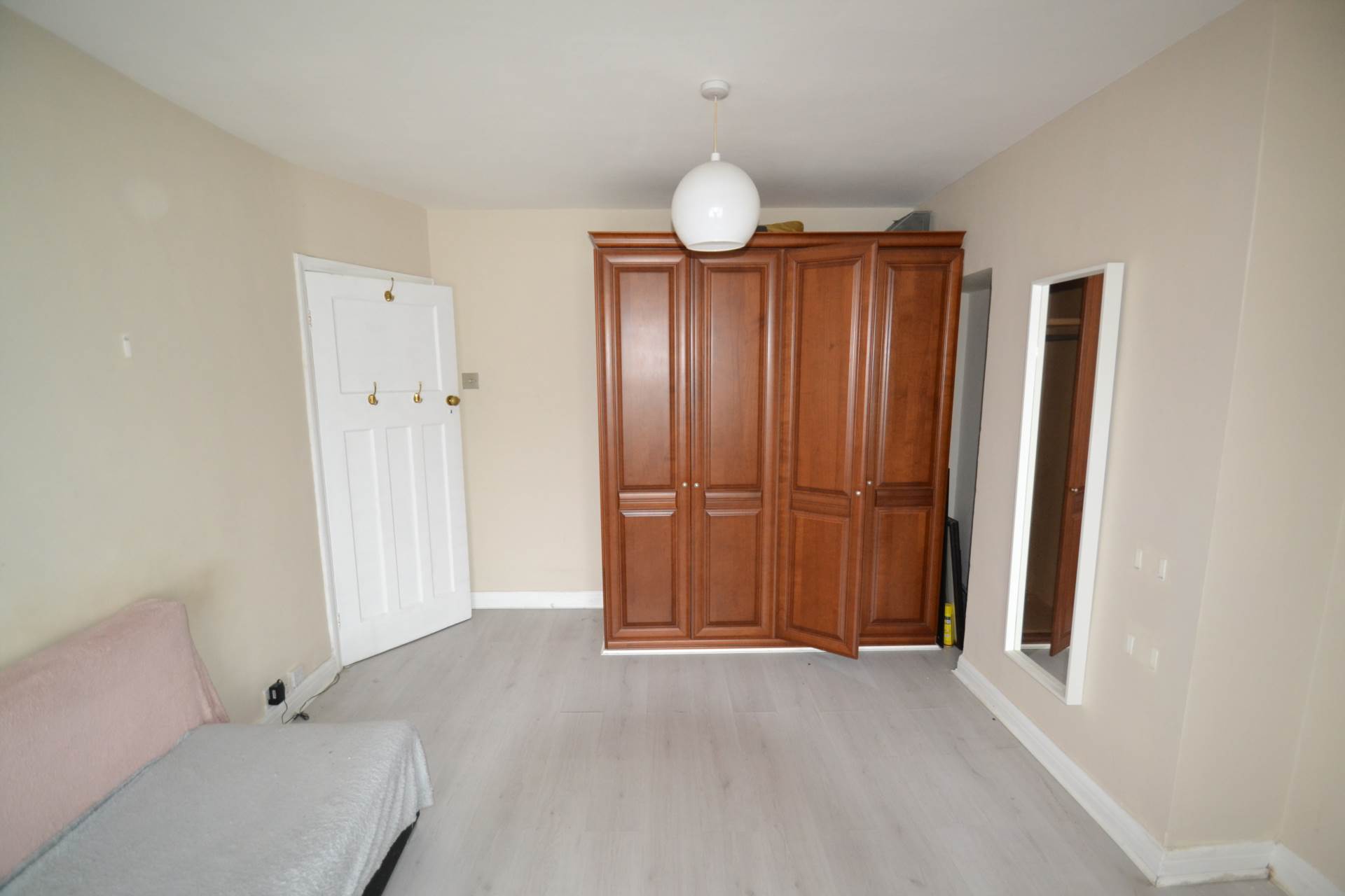 Langdale, Greenford, Image 3