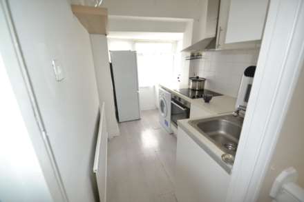 Langdale, Greenford, Image 8