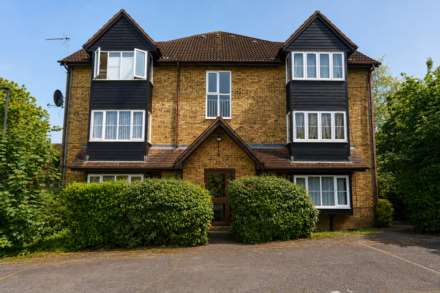 Property For Sale Cambrian Green, London