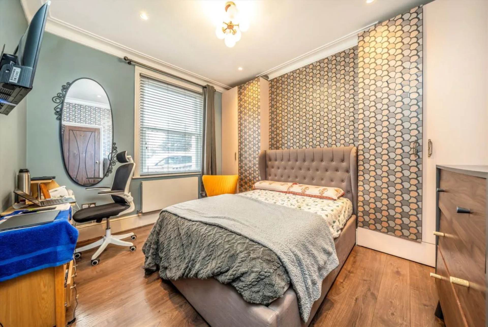 School Road, Hounslow, Image 3