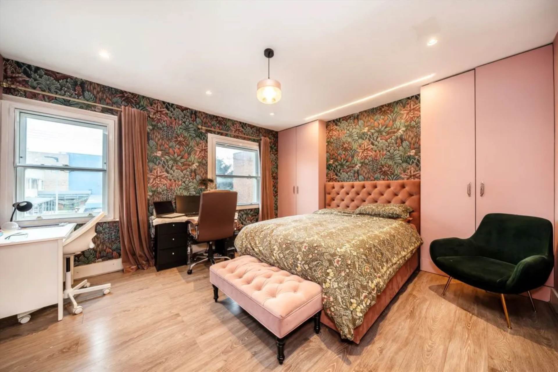 School Road, Hounslow, Image 4