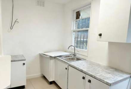 1 Bedroom Apartment, Sutton Court Road, London