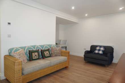 Hetley Road, London, Image 5