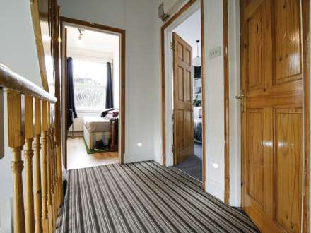 St. Stephens Avenue, London, Image 11