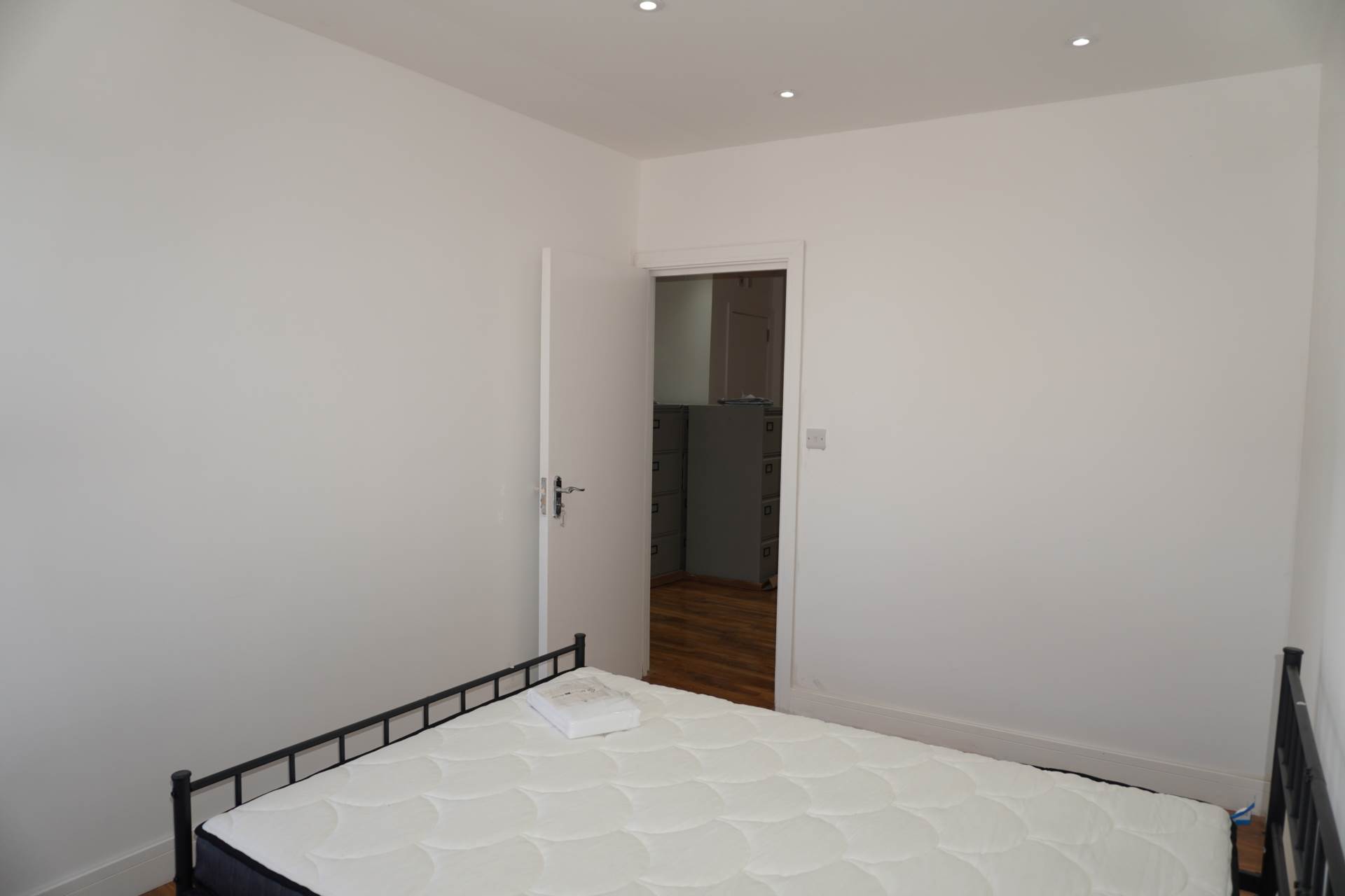 Southroad, Southall, Image 2