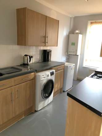 Askew Road, London, Image 2