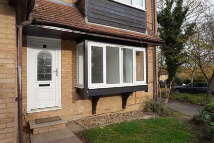 Snowdon Drive, London, Image 12