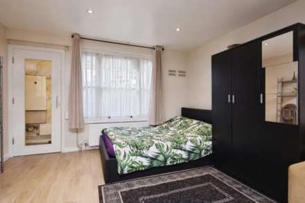 Swinton Street, London, Image 2