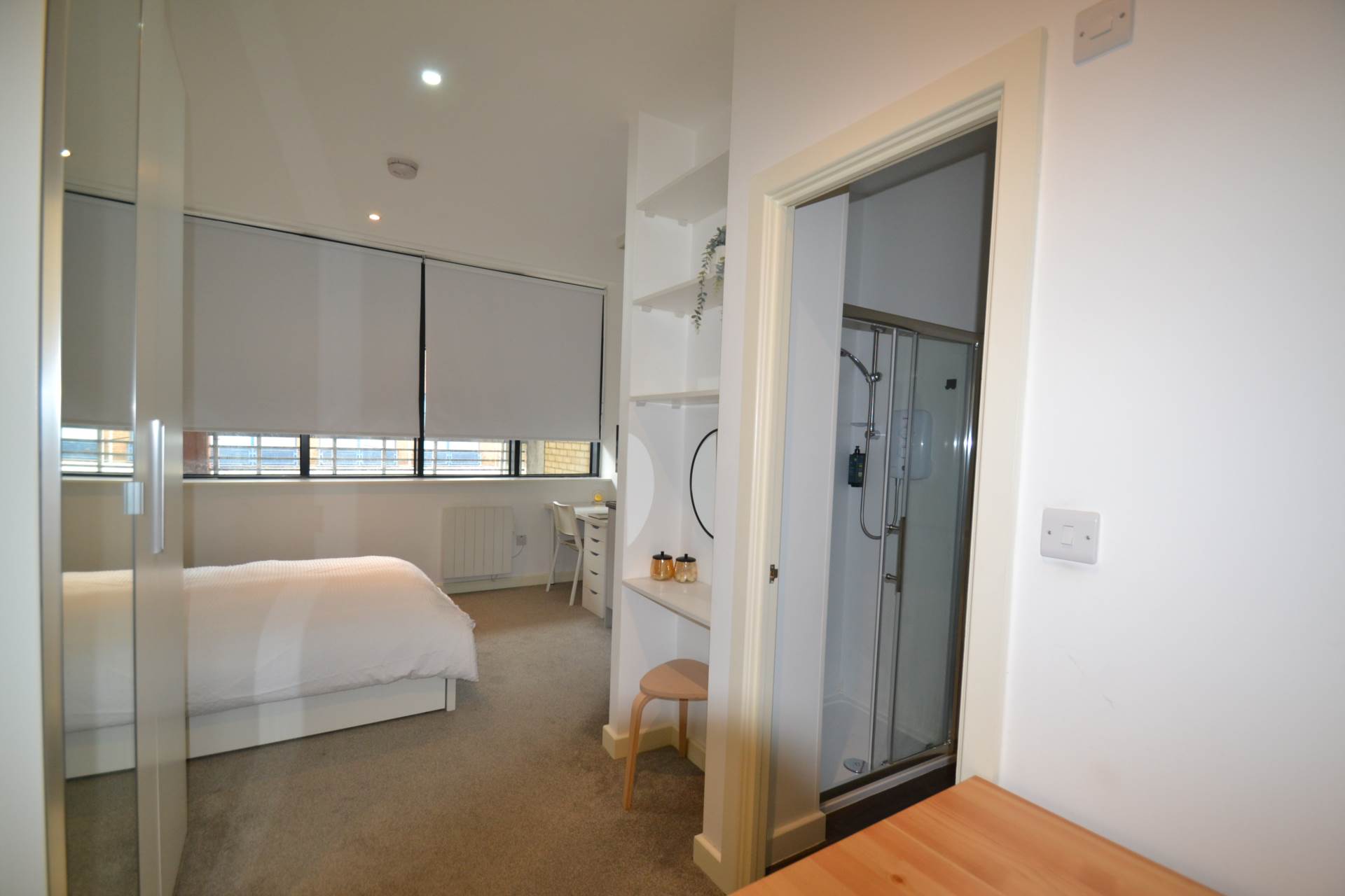 Unit        London Road, Kingston Upon Thames, Image 3