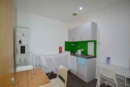 Unit        London Road, Kingston Upon Thames, Image 6