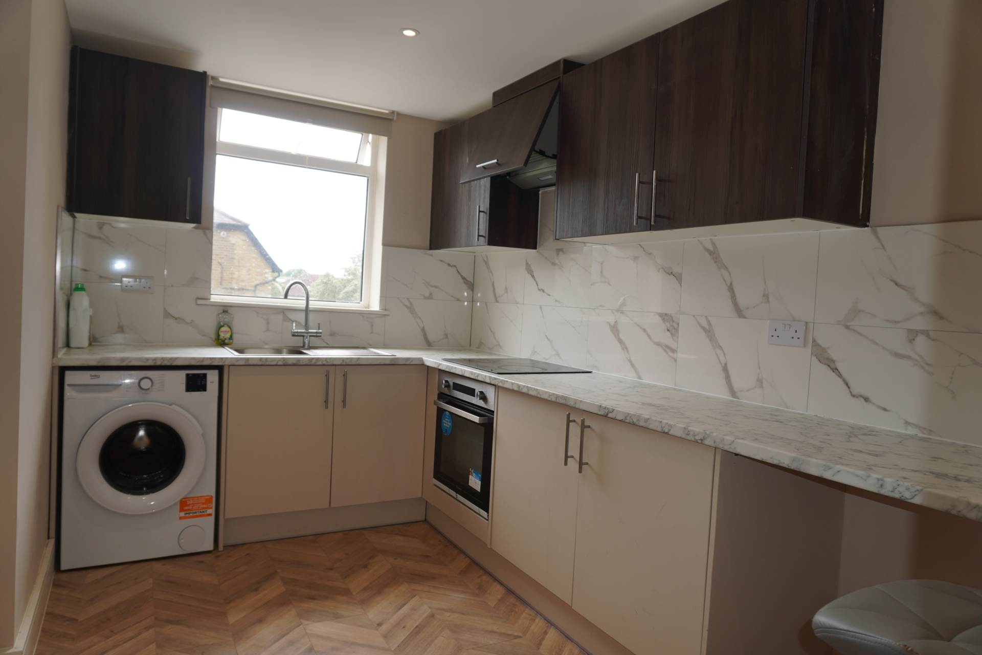 Rosebank Road, London, Image 5
