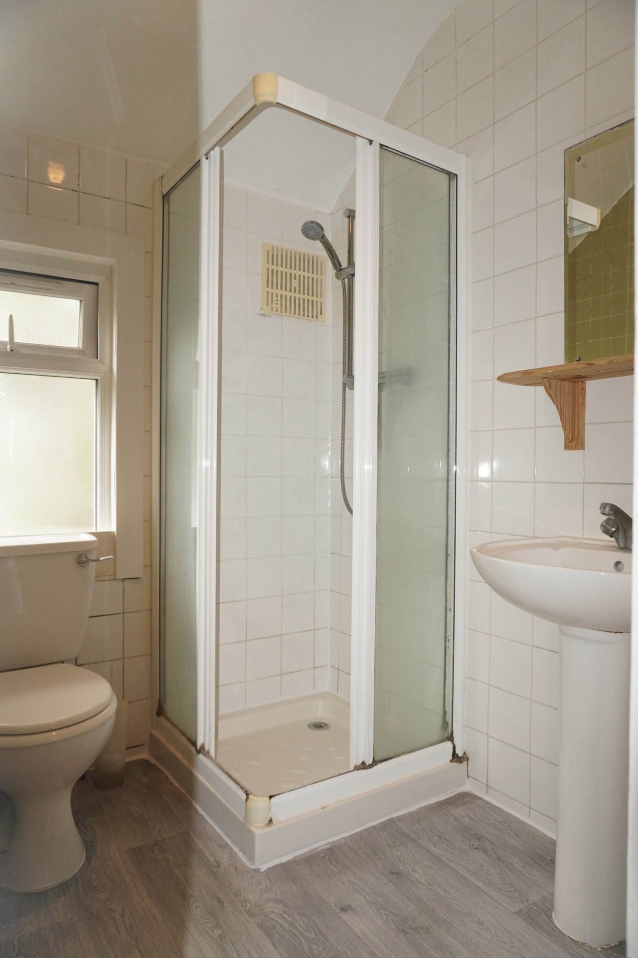 Berry Way, South Ealing, Image 11