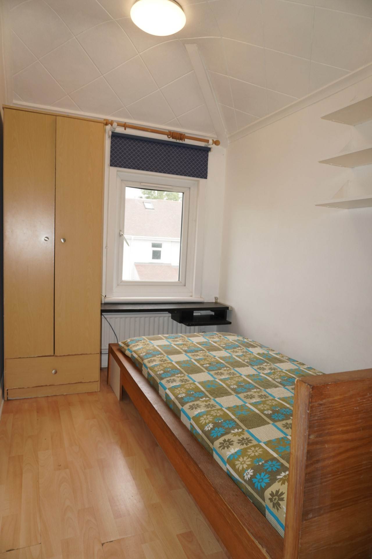 Berry Way, South Ealing, Image 15
