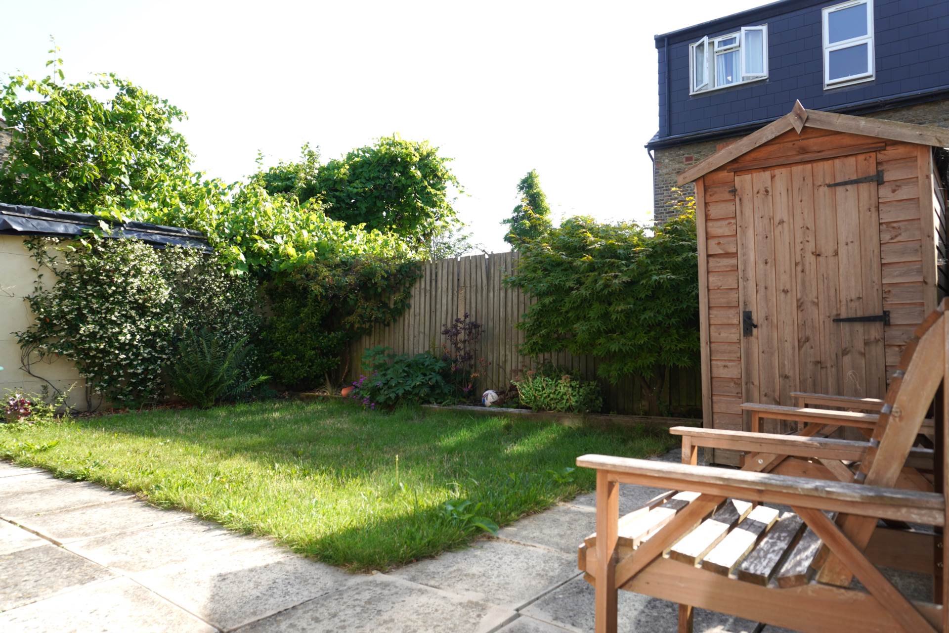 Kingsleigh Avenue, London, Image 8