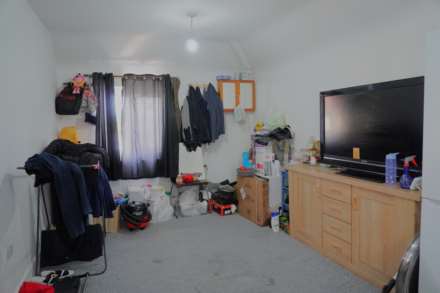 Windmill Lane, Greenford, Image 9