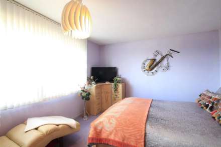 Harlech Gardens, Hounslow, Image 2