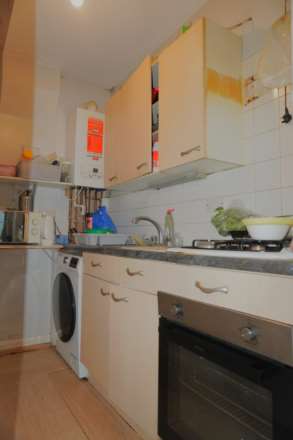 Kenton Lane, Harrow, Image 3