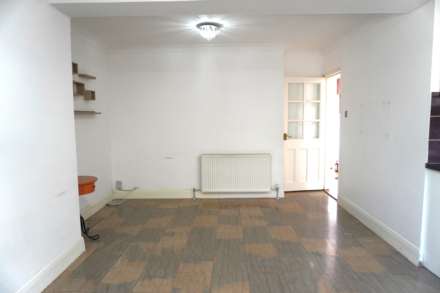 Stephens Road, Hanwell, Image 7