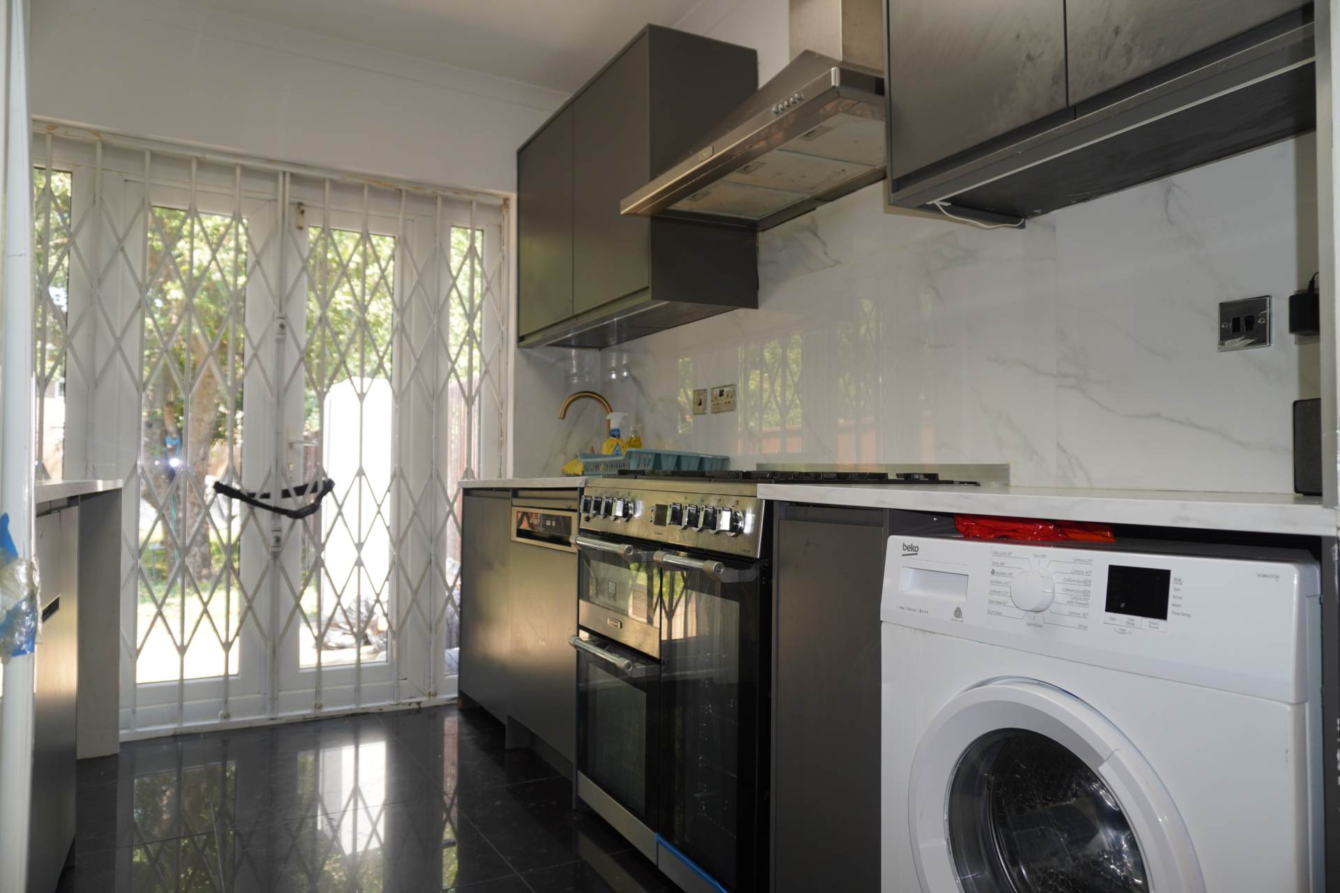 Harrow Rd, Wembley, Image 12