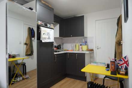 Eskdale Close, Wembley, Image 2