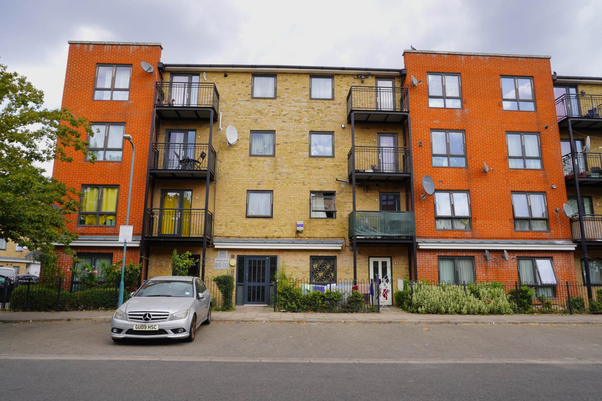 Hirst Crescent, Wembley, Image 1