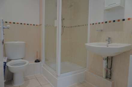 Hirst Crescent, Wembley, Image 6