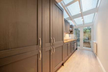Property For Rent Hetley Road, London
