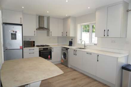 Property For Rent Flat 2 16 Sutherland Avenue, London