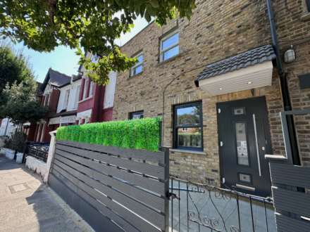 Property For Rent Flat 1  1 The Vale, London