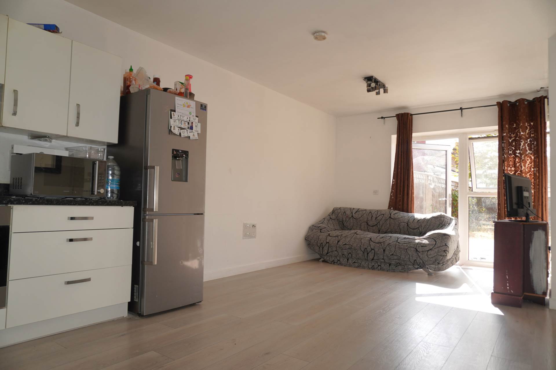 Salisbury Road, Southall, Image 3