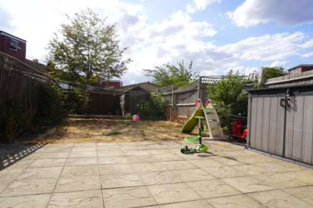 Salisbury Road, Southall, Image 7