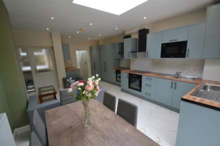 Framfield Road, London, Image 6