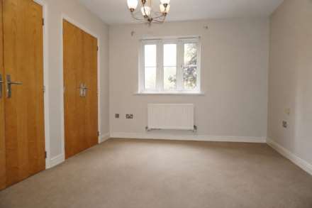 Kingsleigh Close, Brentford, Image 10