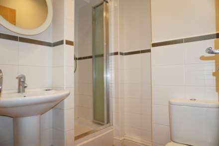 Kingsleigh Close, Brentford, Image 8