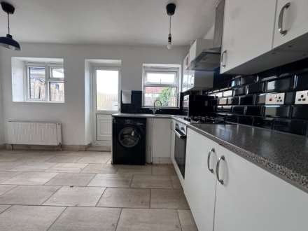 The Grange, Wembley, Image 10