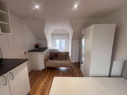 Gordon Road, London, Image 4