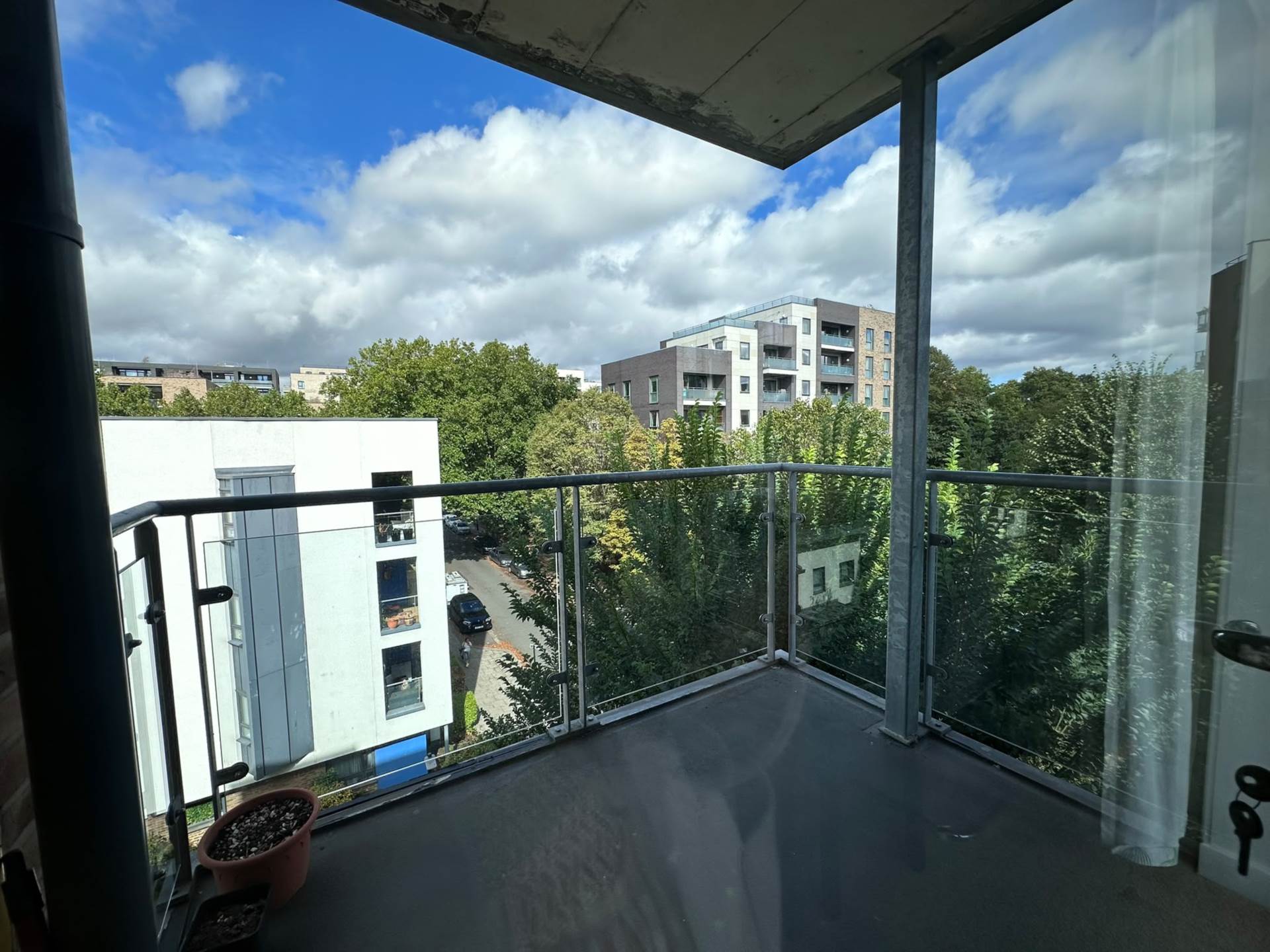 Palmerston Road, London, Image 4