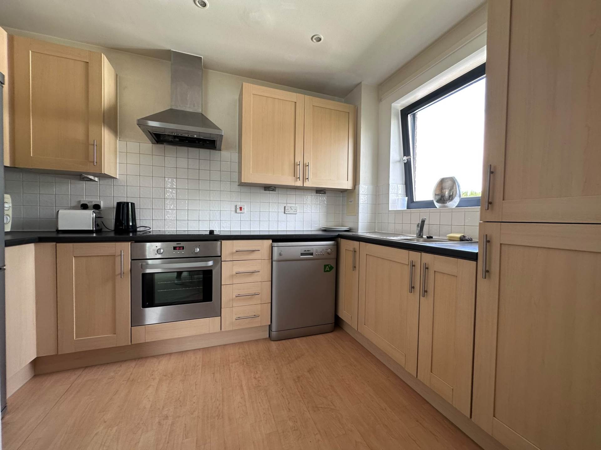 Palmerston Road, London, Image 5