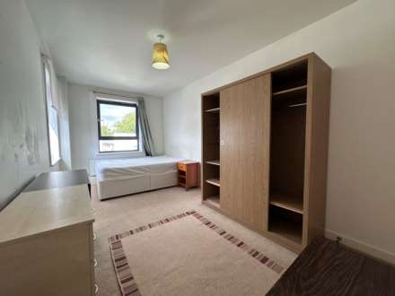 Property For Rent Room 2 Flat 25 Palmerston Road, London