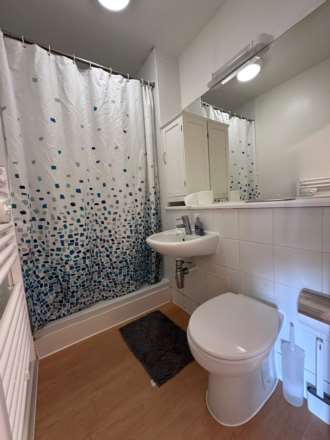 Palmerston Road, London, Image 6