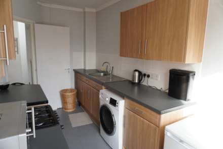 Property For Rent Askew Road, London