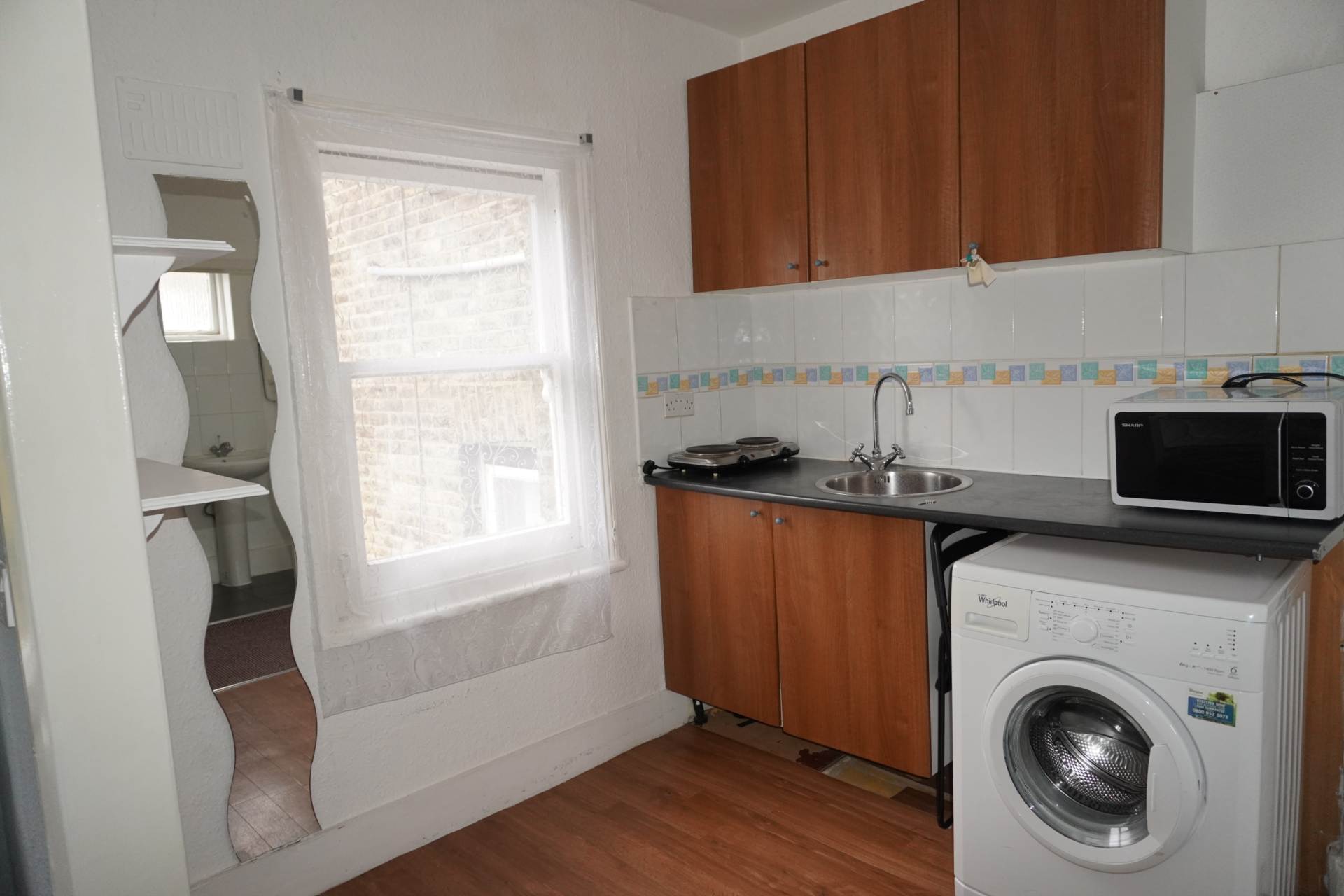 Sutton Court Road, Chiswick, Image 2