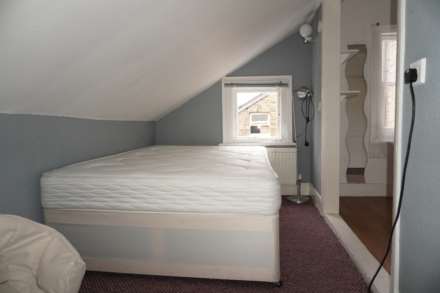Sutton Court Road, Chiswick, Image 6