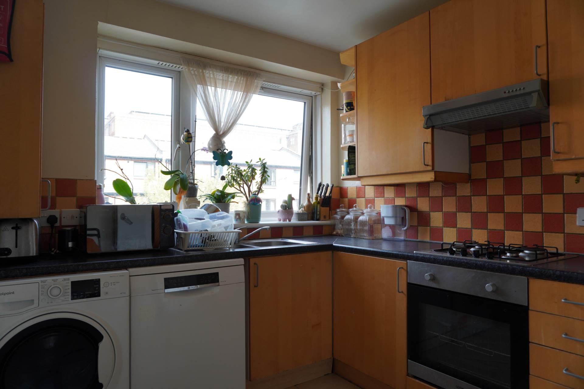 Scotts Court, Scotts Road, London, Image 3
