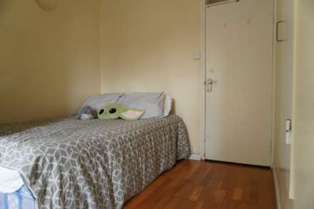 Scotts Court, Scotts Road, London, Image 5