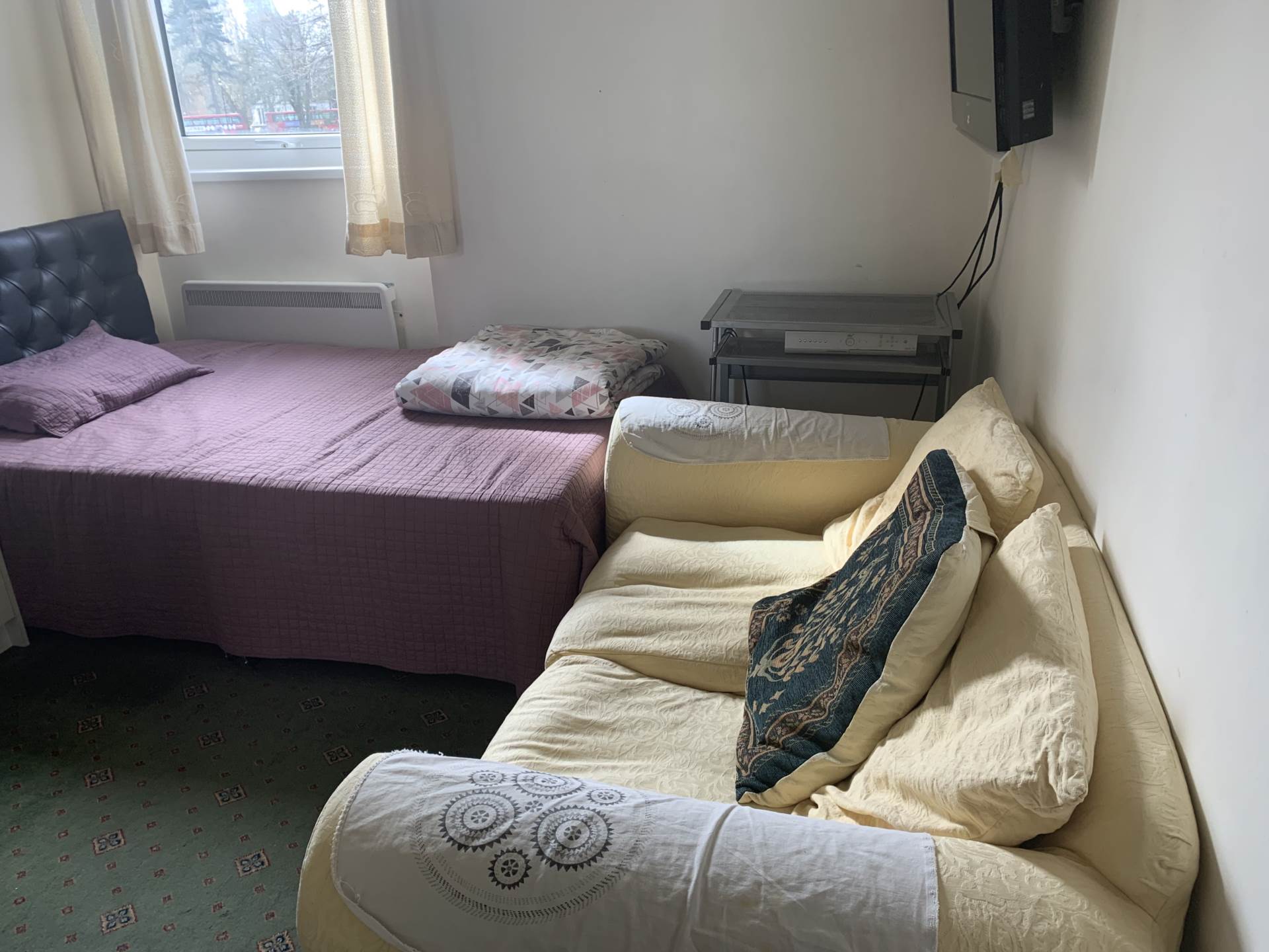 Greenlaw Court, London, Image 12