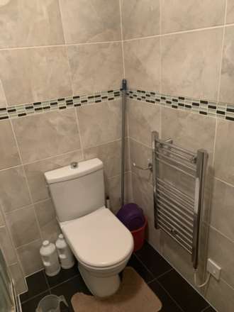 Greenlaw Court, London, Image 7