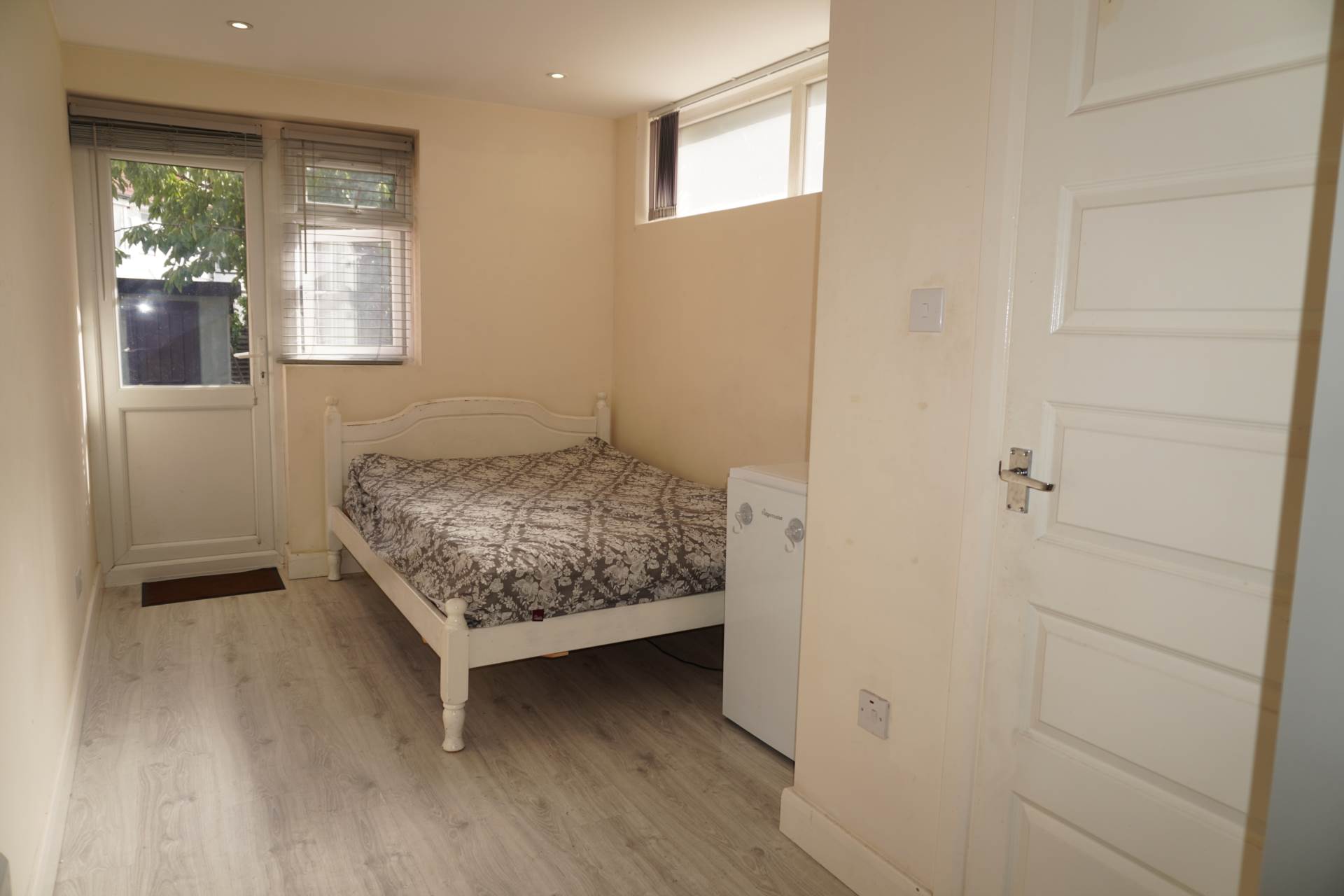 Empire Road, Greenford, Image 1
