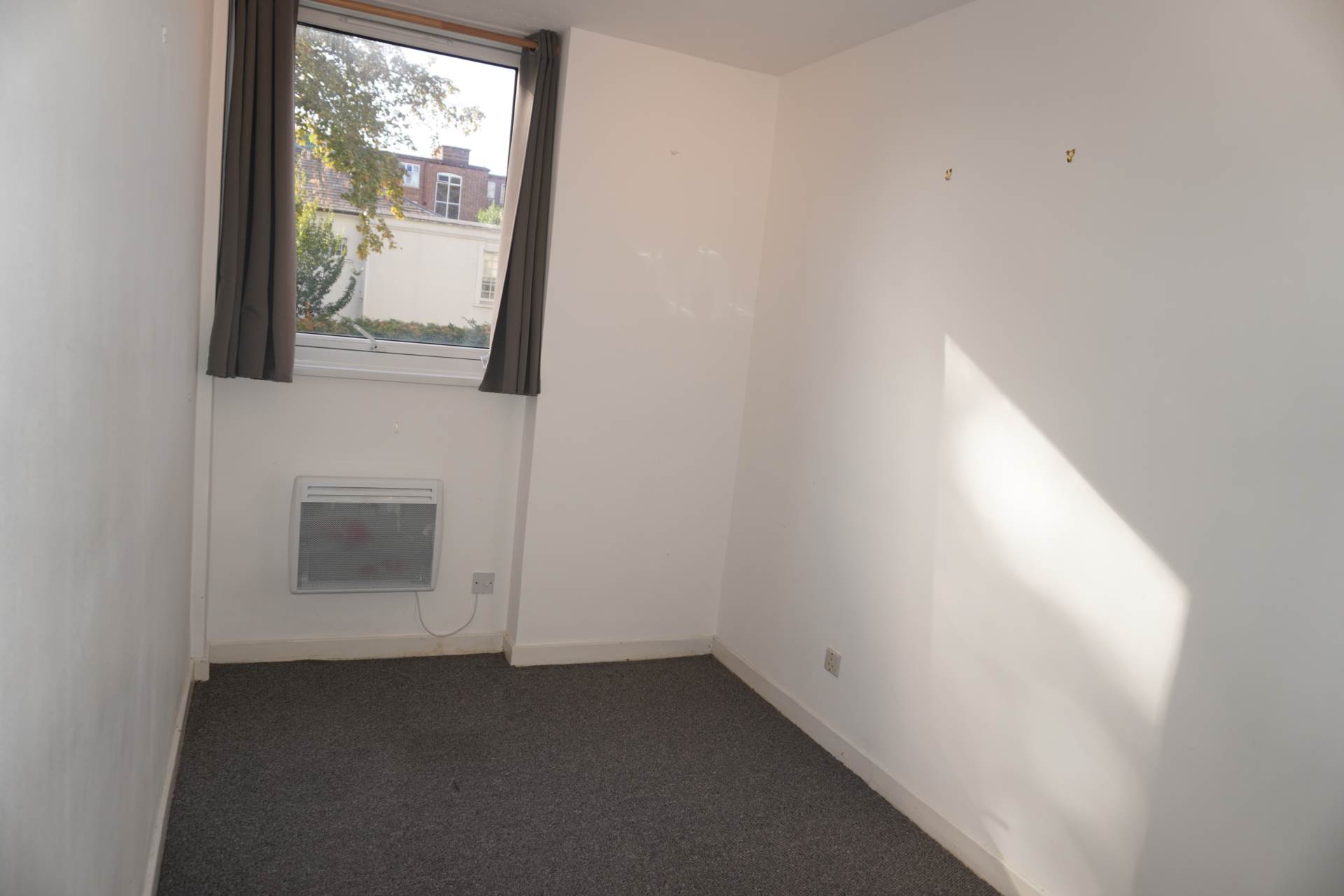 Greenlaw Court, London, Image 11